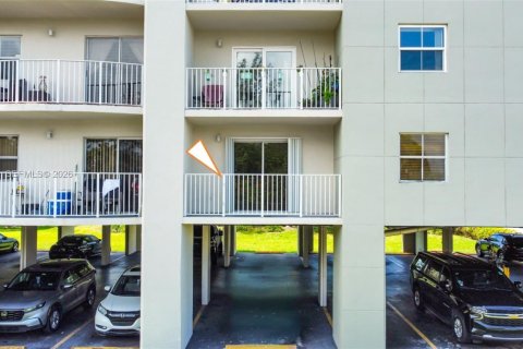 Copropriété à vendre à Cutler Bay, Floride: 1 chambre, 70.61 m2 № 2146452 - photo 3
