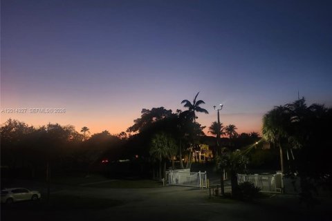 Copropriété à vendre à Cutler Bay, Floride: 1 chambre, 70.61 m2 № 2146452 - photo 28