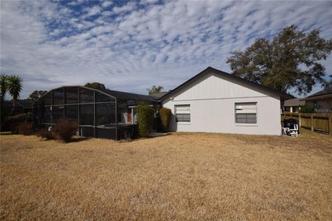 Villa ou maison à louer à Kissimmee, Floride: 4 chambres, 166.02 m2 № 2108928 - photo 4