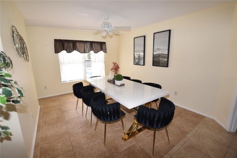 Villa ou maison à louer à Kissimmee, Floride: 4 chambres, 166.02 m2 № 2108928 - photo 17