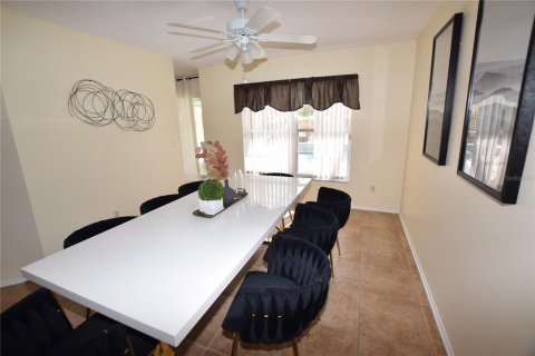 Villa ou maison à louer à Kissimmee, Floride: 4 chambres, 166.02 m2 № 2108928 - photo 14