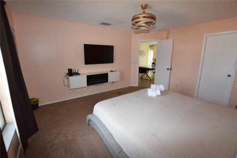 Villa ou maison à louer à Kissimmee, Floride: 4 chambres, 166.02 m2 № 2108928 - photo 20