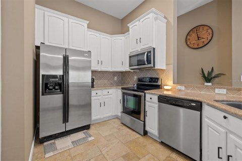 Townhouse in Riverview, Florida 2 bedrooms, 120.59 sq.m. № 1841849 - photo 6