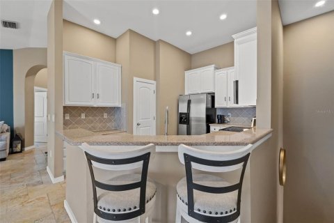 Townhouse in Riverview, Florida 2 bedrooms, 120.59 sq.m. № 1841849 - photo 8