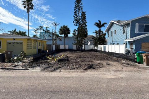 Terreno en venta en Madeira Beach, Florida № 1508381 - foto 9