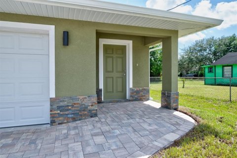 Casa en venta en Sanford, Florida, 3 dormitorios, 123.47 m2 № 1267294 - foto 2