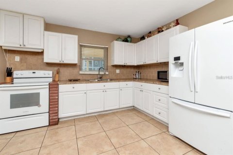 Casa en alquiler en Bradenton, Florida, 2 dormitorios, 94.76 m2 № 1915819 - foto 4