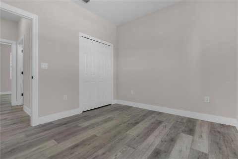 House in DeLand, Florida 3 bedrooms, 116.22 sq.m. № 1837692 - photo 18