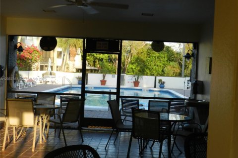 Condo in Lake Worth, Florida, 1 bedroom  № 2188890 - photo 19
