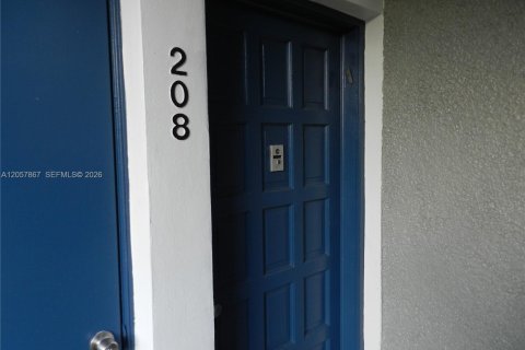 Condo in Lake Worth, Florida, 1 bedroom  № 2188890 - photo 21