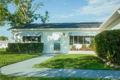 House in Summerfield, Florida 2 bedrooms, 115.94 sq.m. № 1279973 - photo 3
