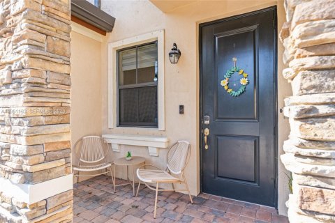 Купить виллу или дом в Хомстед, Флорида 3 спальни, 161.65м2, № 2052307 - фото 3