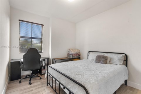 Купить виллу или дом в Хомстед, Флорида 3 спальни, 161.65м2, № 2052307 - фото 19