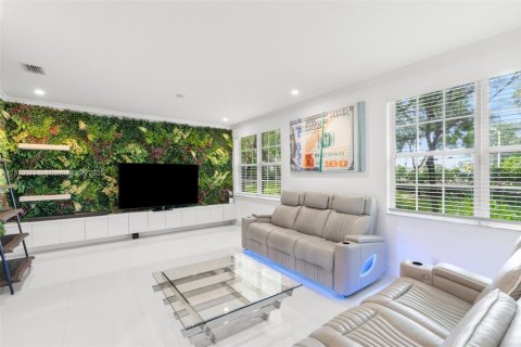 Adosado en venta en Coral Springs, Florida, 4 dormitorios, 200.85 m2 № 1897033 - foto 7