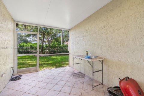 Adosado en venta en Coral Springs, Florida, 4 dormitorios, 200.85 m2 № 1897033 - foto 29