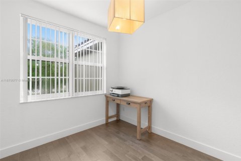 Adosado en venta en Coral Springs, Florida, 4 dormitorios, 200.85 m2 № 1897033 - foto 19