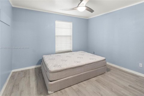 Copropriété à vendre à Naples, Floride: 2 chambres, 110.83 m2 № 2088502 - photo 9