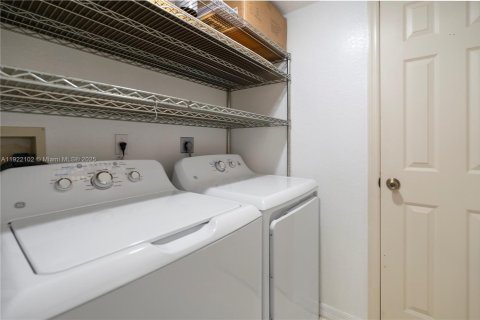 Copropriété à vendre à Naples, Floride: 2 chambres, 110.83 m2 № 2088502 - photo 21
