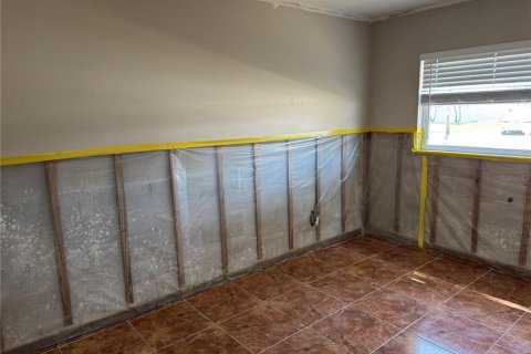 House in Tampa, Florida 3 bedrooms, 150.5 sq.m. № 1687804 - photo 8