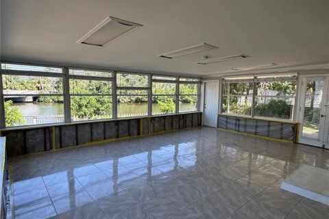 House in Tampa, Florida 3 bedrooms, 150.5 sq.m. № 1687804 - photo 16