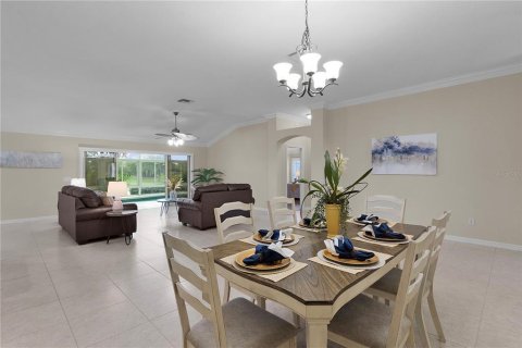 Casa en venta en The Villages, Florida, 3 dormitorios, 239.5 m2 № 1819223 - foto 14