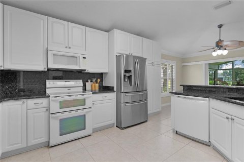 Casa en venta en The Villages, Florida, 3 dormitorios, 239.5 m2 № 1819223 - foto 25