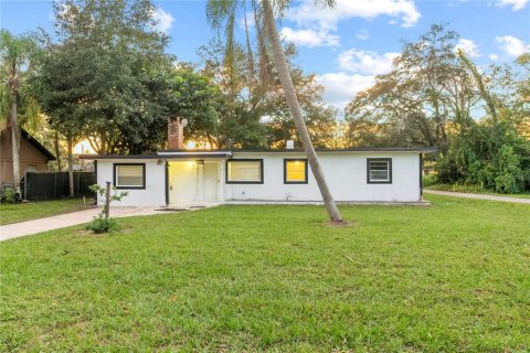 Villa ou maison à vendre à Sanford, Floride: 3 chambres, 158.31 m2 № 1383438 - photo 2