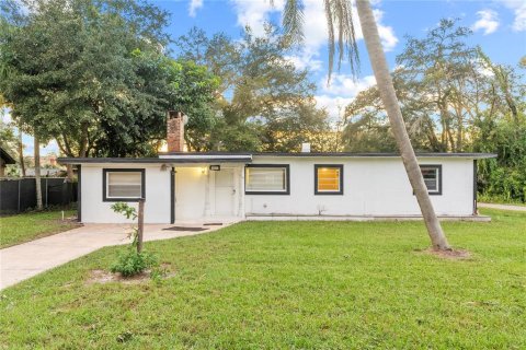 Villa ou maison à vendre à Sanford, Floride: 3 chambres, 158.31 m2 № 1383438 - photo 1