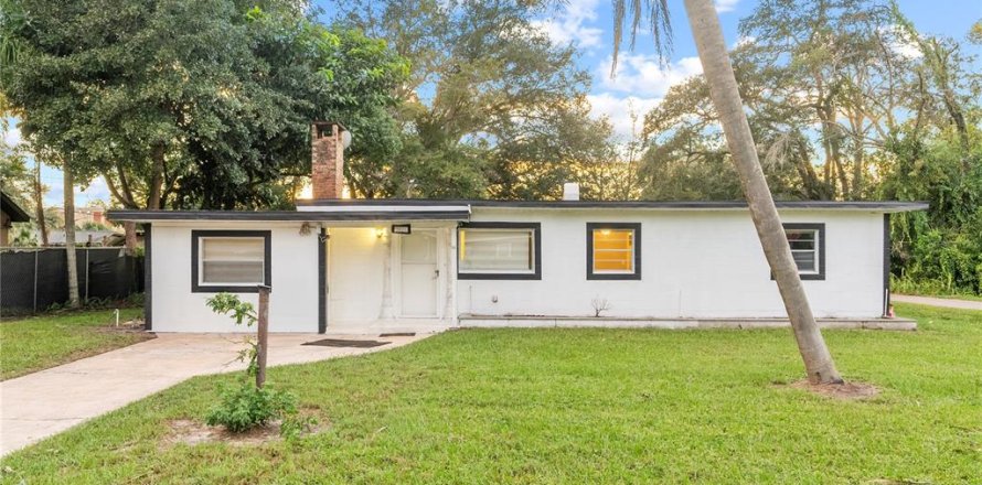 Villa ou maison à Sanford, Floride 3 chambres, 158.31 m2 № 1383438