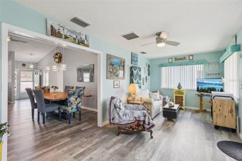 Casa en venta en Leesburg, Florida, 3 dormitorios, 172.89 m2 № 2093517 - foto 8