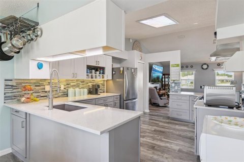 Casa en venta en Leesburg, Florida, 3 dormitorios, 172.89 m2 № 2093517 - foto 6
