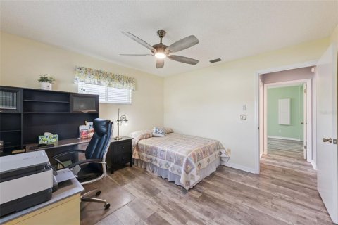 Casa en venta en Leesburg, Florida, 3 dormitorios, 172.89 m2 № 2093517 - foto 13