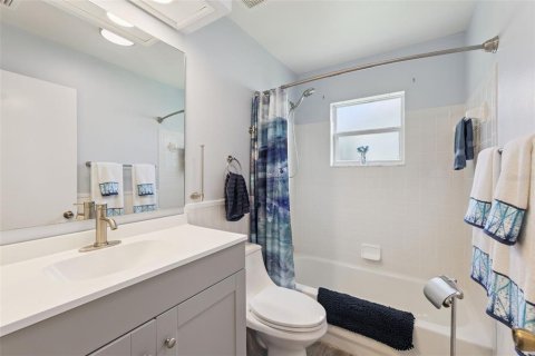 Casa en venta en Leesburg, Florida, 3 dormitorios, 172.89 m2 № 2093517 - foto 16