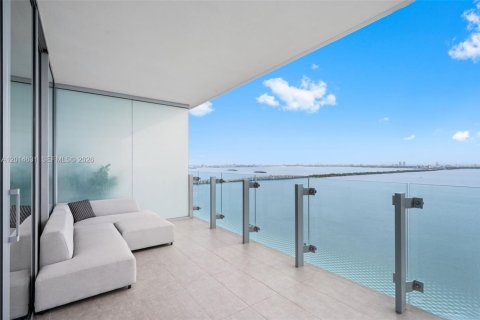 Copropriété à vendre à Miami, Floride: 2 chambres, 160.91 m2 № 2185867 - photo 2