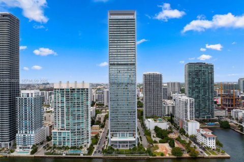 Copropriété à vendre à Miami, Floride: 2 chambres, 160.91 m2 № 2185867 - photo 23
