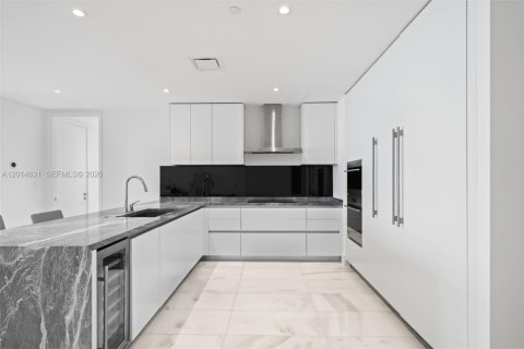 Copropriété à vendre à Miami, Floride: 2 chambres, 160.91 m2 № 2185867 - photo 8
