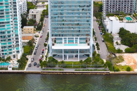 Copropriété à vendre à Miami, Floride: 2 chambres, 160.91 m2 № 2185867 - photo 24