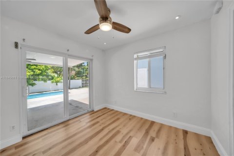 Casa en venta en Miramar, Florida, 4 dormitorios, 92.9 m2 № 1849011 - foto 7