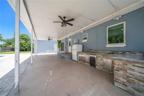 Casa en venta en Miramar, Florida, 4 dormitorios, 92.9 m2 № 1849011 - foto 27