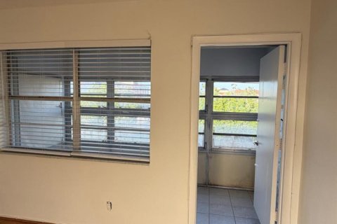 Copropriété à vendre à Lauderhill, Floride: 2 chambres, 88.26 m2 № 2261661 - photo 3