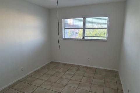 Copropriété à vendre à Lauderhill, Floride: 2 chambres, 88.26 m2 № 2261661 - photo 7