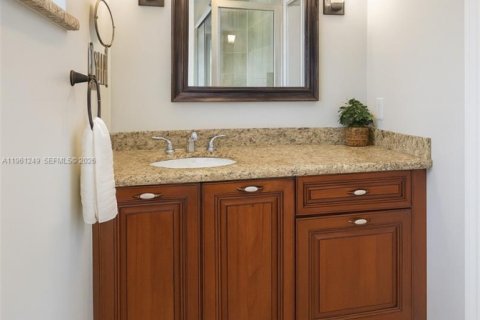 Купить таунхаус в Майами-Лейкс, Флорида 3 спальни, 162.21м2, № 2022050 - фото 19