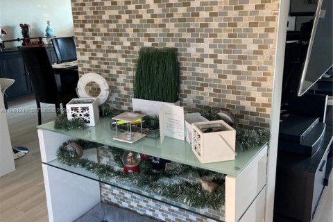 Купить таунхаус в Майами-Лейкс, Флорида 3 спальни, 162.21м2, № 2022050 - фото 15