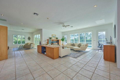 House in St. Lucie, Florida 4 bedrooms, 357.86 sq.m. № 2389926 - photo 6