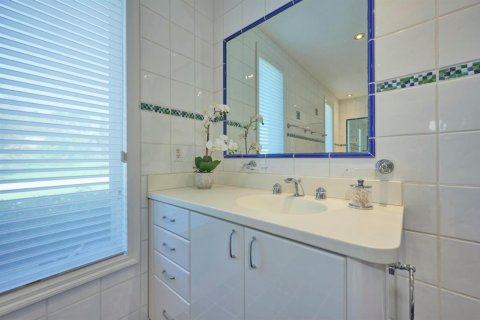 House in St. Lucie, Florida 4 bedrooms, 357.86 sq.m. № 2389926 - photo 16