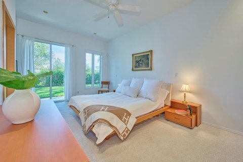 House in St. Lucie, Florida 4 bedrooms, 357.86 sq.m. № 2389926 - photo 4