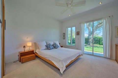 House in St. Lucie, Florida 4 bedrooms, 357.86 sq.m. № 2389926 - photo 25
