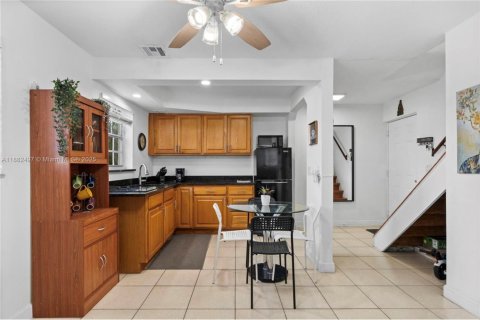 Condominio en venta en Miami, Florida, 1 dormitorio, 67.17 m2 № 1931823 - foto 11