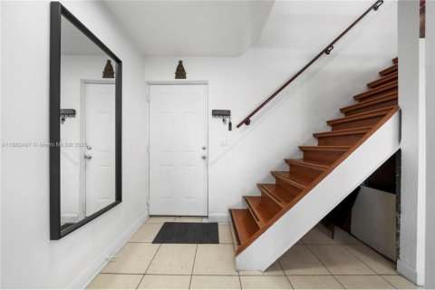 Condominio en venta en Miami, Florida, 1 dormitorio, 67.17 m2 № 1931823 - foto 3