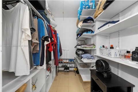 Condominio en venta en Miami, Florida, 1 dormitorio, 67.17 m2 № 1931823 - foto 7